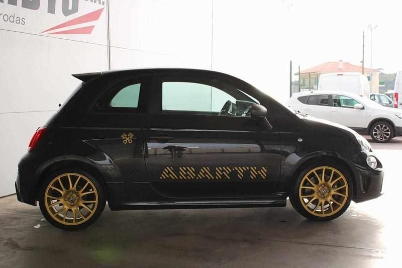 Usado Abarth 500 131 kW (179 HP) 2024 Preto Citadino