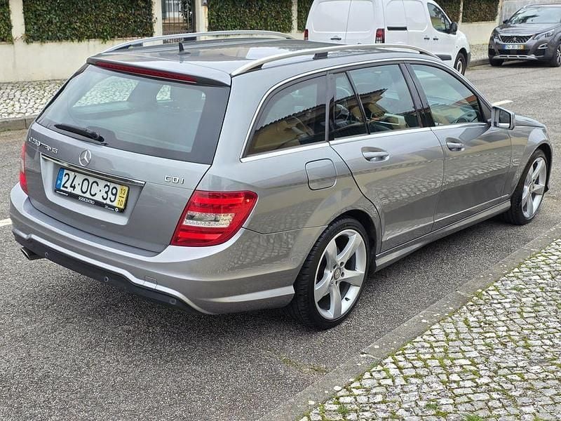 Usado Mercedes C250 Avantgarde 204 HP (150 kW) 2013 Sedan