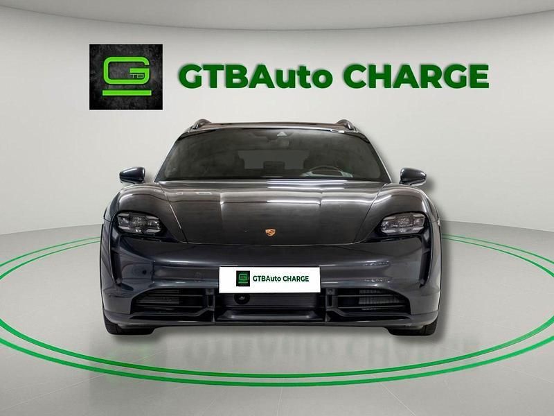 Cinza Usado 2021 Porsche Taycan Sedan | € 79.900 (Preço justo) - Imagem 1/4