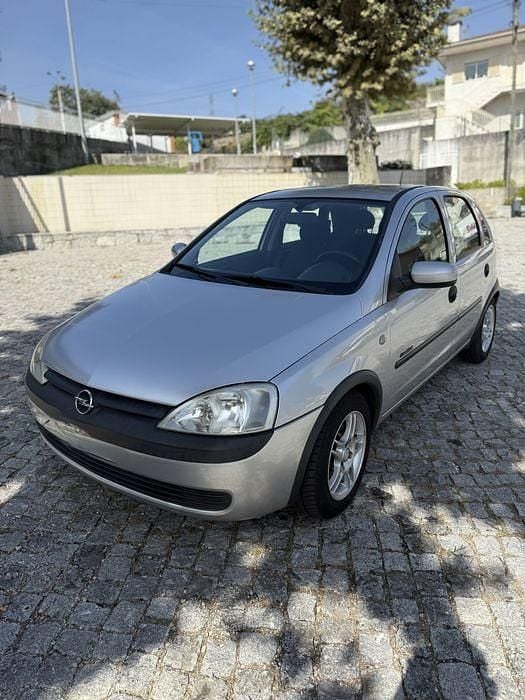 Usado 2002 Opel Corsa Comfort Sedan | € 1.800 (Preço justo) - Imagem 1/4