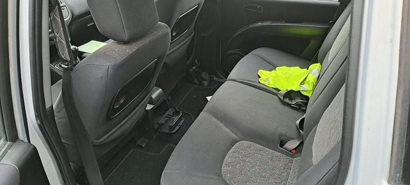 Usado 2003 Hyundai Matrix Monovolume | € 2.000 - Imagem 1/4