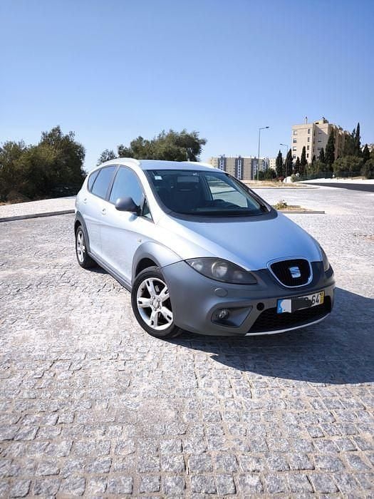 Usado 2007 Seat Altea Monovolume | € 4.200 - Imagem 1/4