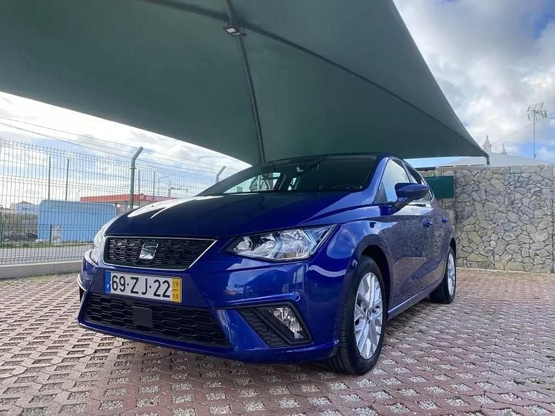 Azul Usado 2019 Seat Ibiza Style Plus Citadino | € 13.900 (Preço justo) - Imagem 1/4