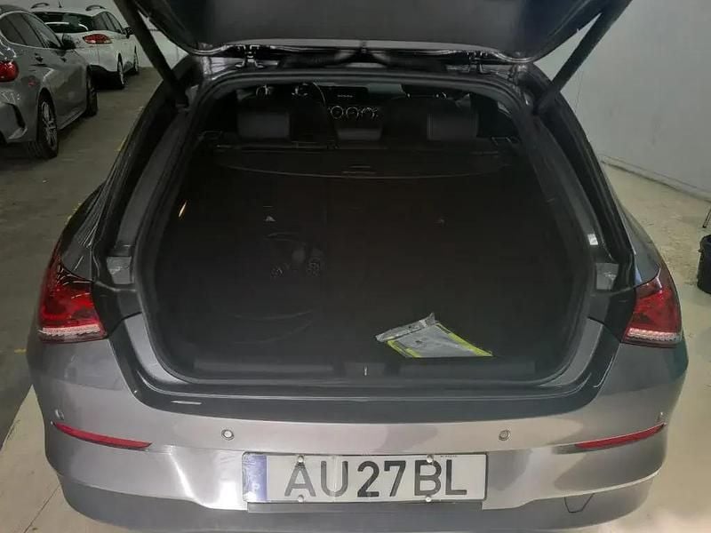 Usado Mercedes CLA250e Shooting Brake Style 218 HP (160 kW) 2022 Cinza Carrinha