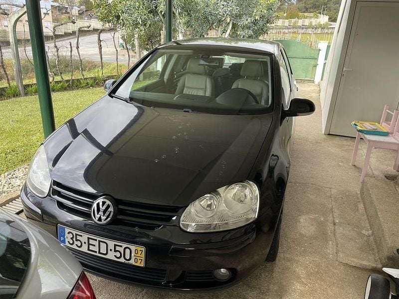 Usado 2007 VW Golf V Sedan | € 5.000 (Preço justo) - Imagem 1/4