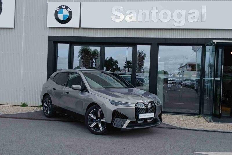 Cinzento Usado 2023 BMW iX Comfort Edition SUV | € 66.550 (Caro) - Imagem 1/4