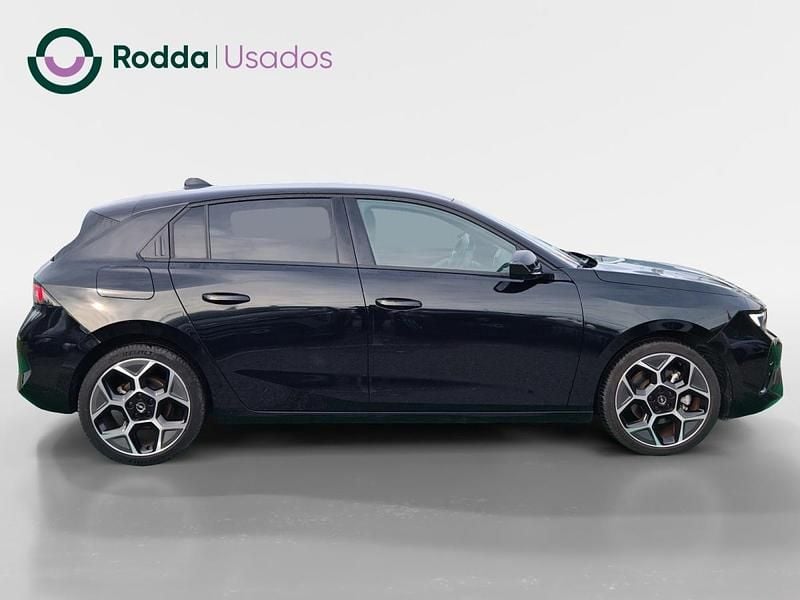 Usado Opel Astra 130 HP (95 kW) 2024 Preto
