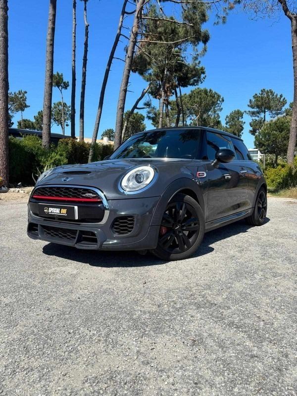 Preto Usado 2017 Mini John Cooper Works Citadino | € 23.900 (Bom preço) - Imagem 1/4