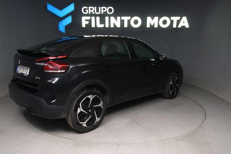 Usado Citroën C4 Feel 101 HP (74 kW) 2023 Preto SUV