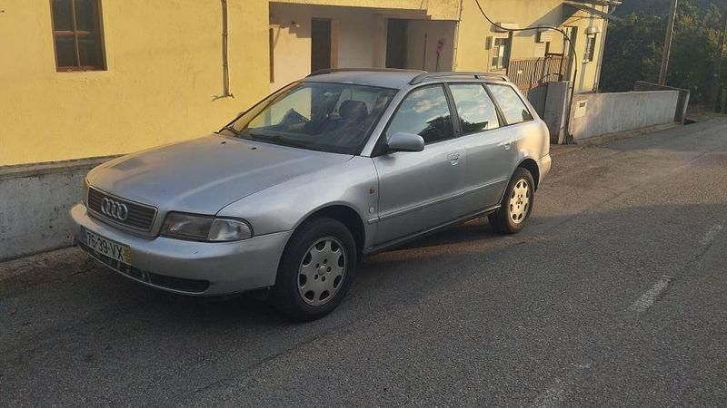 Usado 1996 Audi A4 Carrinha | € 1.300 - Imagem 1/4