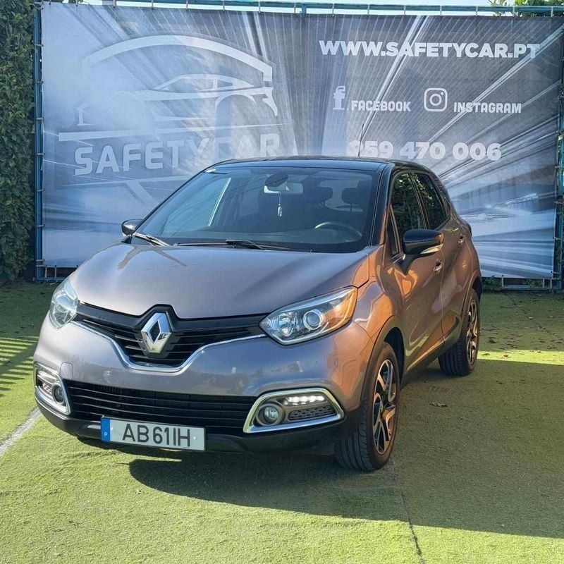 Cinzento Usado 2016 Renault Captur SUV | € 11.750 (Preço justo) - Imagem 1/4