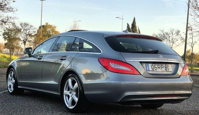 Usado Mercedes CLS250 204 HP (150 kW) 2013 Sedan