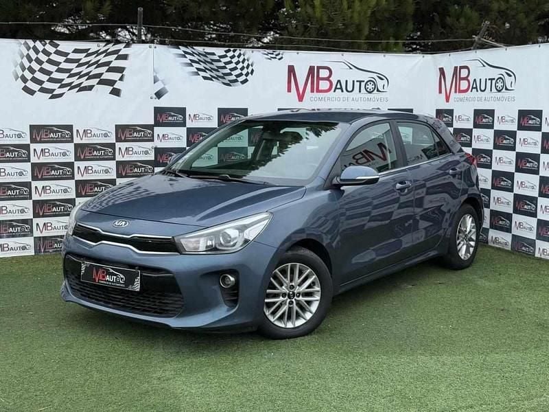 Azul Usado 2017 Kia Rio | € 10.900 (Preço justo) - Imagem 1/4