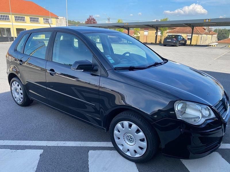 Preto Usado 2008 VW Polo Citadino | € 3.900 (Super Preço) - Imagem 1/4