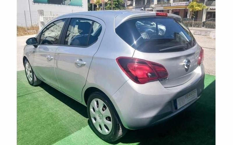 Usado Opel Corsa 70 HP (51 kW) 2019 Cinzento Citadino