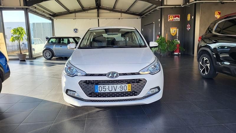 Branco Usado 2018 Hyundai i20 Comfort | € 9.990 (Super Preço) - Imagem 1/4