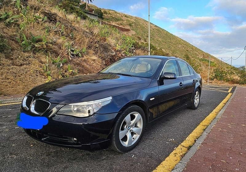 Usado 2006 BMW 520 Sedan | € 17.000 - Imagem 1/4