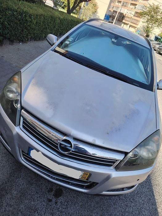 Usado 2008 Opel Astra Sedan | € 4.000 (Preço justo) - Imagem 1/4
