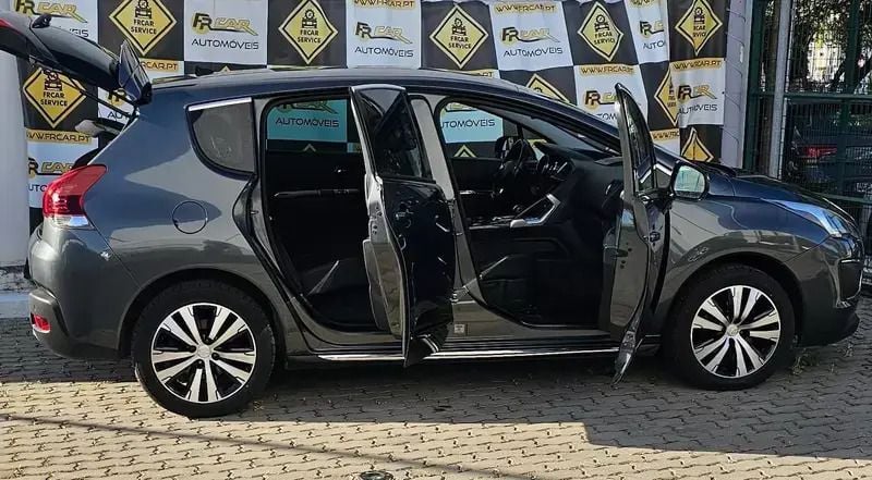Usado Peugeot 3008 200 HP (147 kW) 2014 Prata SUV
