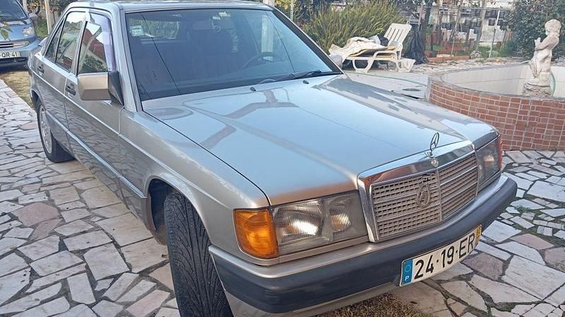 Usado 1990 Mercedes 190 Sedan | € 4.300 - Imagem 1/4
