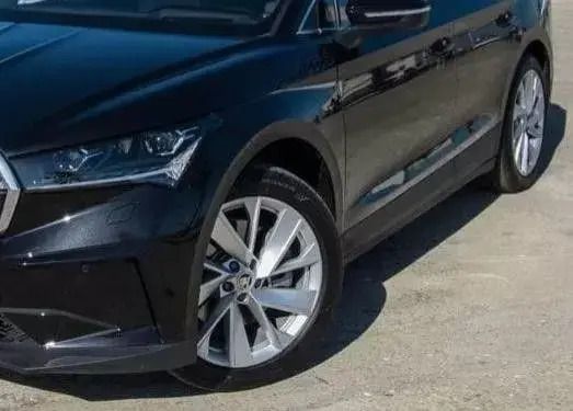 Usado Skoda Enyaq iV 150 kW (204 HP) 2020 Preto SUV