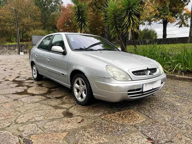 Cinzento Usado 2002 Citroën Xsara | € 3.750 (Caro) - Imagem 1/4