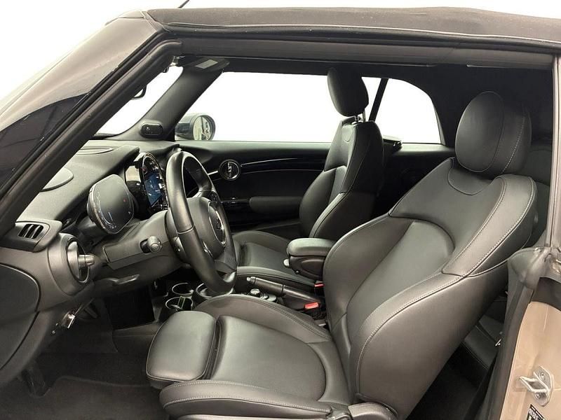 Usado Mini Cooper Cabriolet Premium 136 HP (100 kW) 2023 Cinza Cabrios