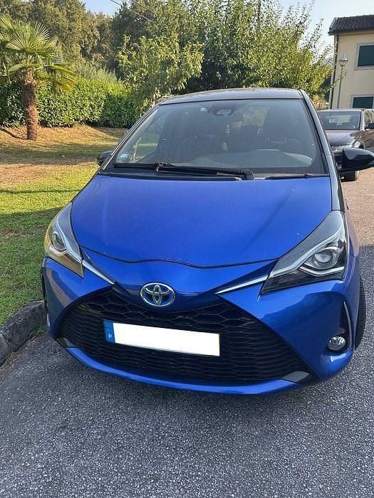 Usado 2017 Toyota Yaris Hybrid Sedan | € 14.800 (Preço justo) - Imagem 1/4