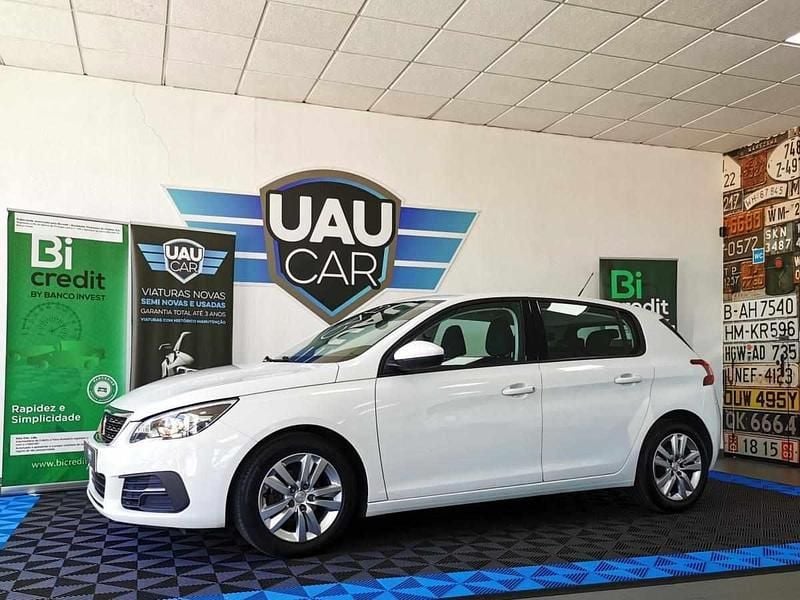 Branco Usado 2019 Peugeot 308 Citadino | € 16.900 (Preço justo) - Imagem 1/4