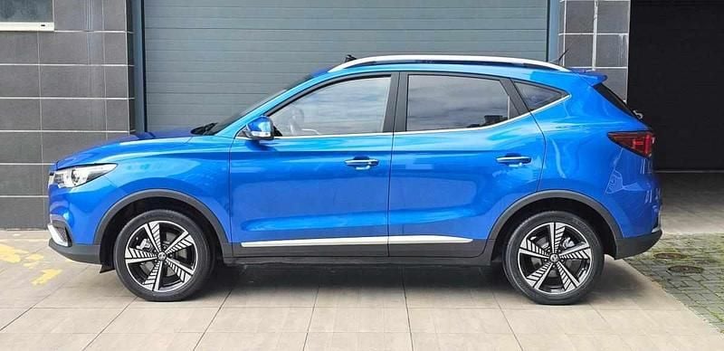 Usado MG ZS 105 kW (143 HP) 2021 Azul SUV