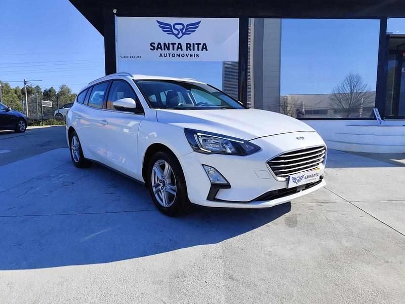 Usado Ford Focus 120 HP (88 kW) 2021 Branco Carrinha