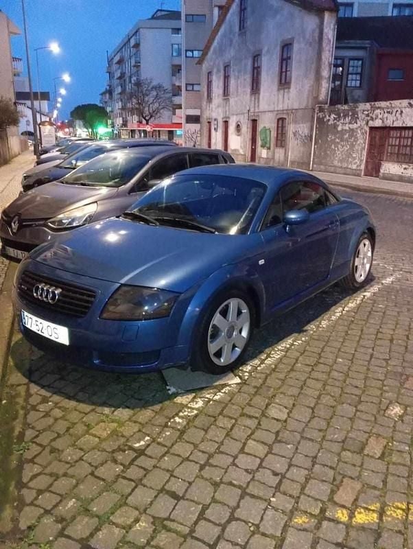 Azul Usado 2000 Audi TT Coupé | € 11.750 - Imagem 1/4