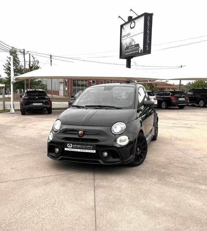 Preto Usado 2022 Abarth 595 Competizione Citadino | € 32.500 - Imagem 1/4