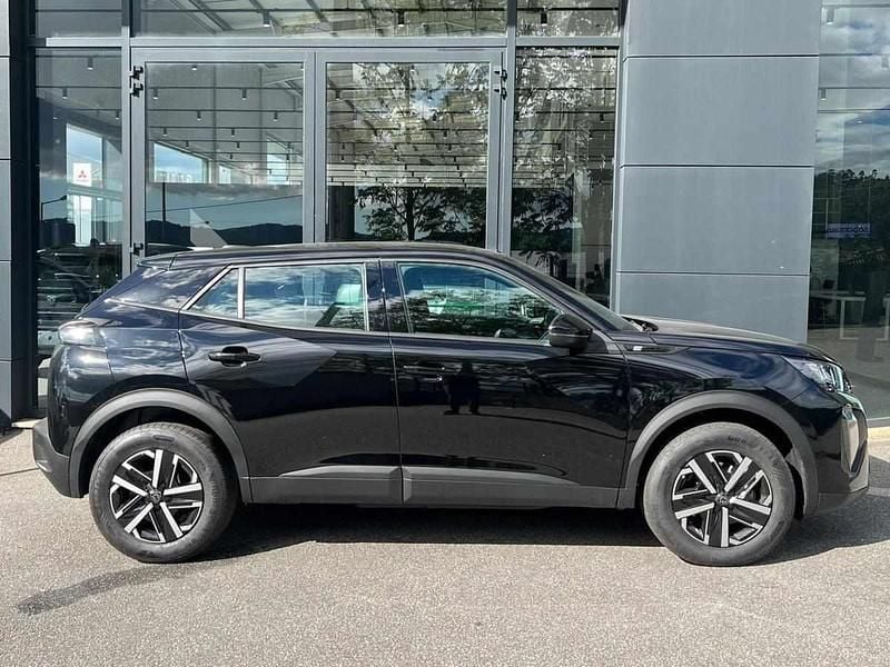 Usado Peugeot 2008 Active 102 HP (75 kW) 2025 Preto SUV