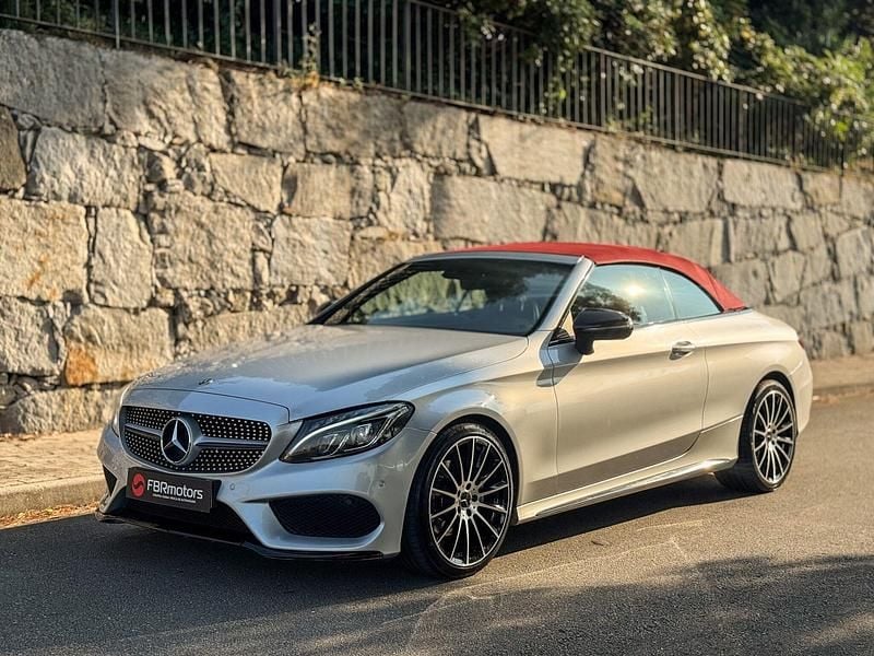 Cinza Usado 2018 Mercedes C220 Cabrios | € 34.990 - Imagem 1/4