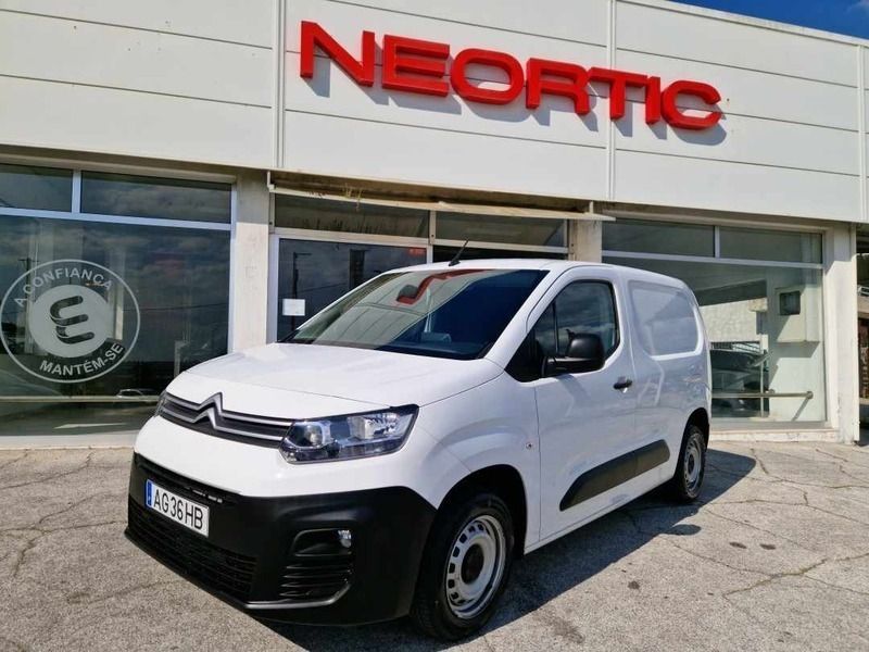 Branco Usado 2021 Citroën Berlingo Monovolume | € 14.990 (Preço justo) - Imagem 1/4