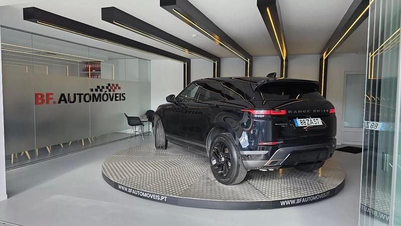 Usado Land Rover Range Rover evoque R-Dynamic 150 HP (110 kW) 2019 Preto SUV