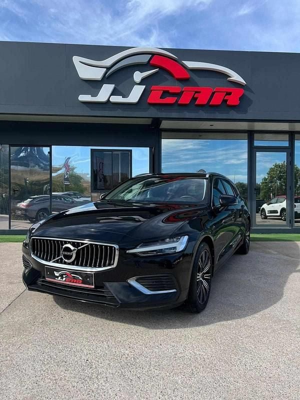Preto Usado 2021 Volvo V60 Carrinha | € 26.750 (Preço justo) - Imagem 1/4