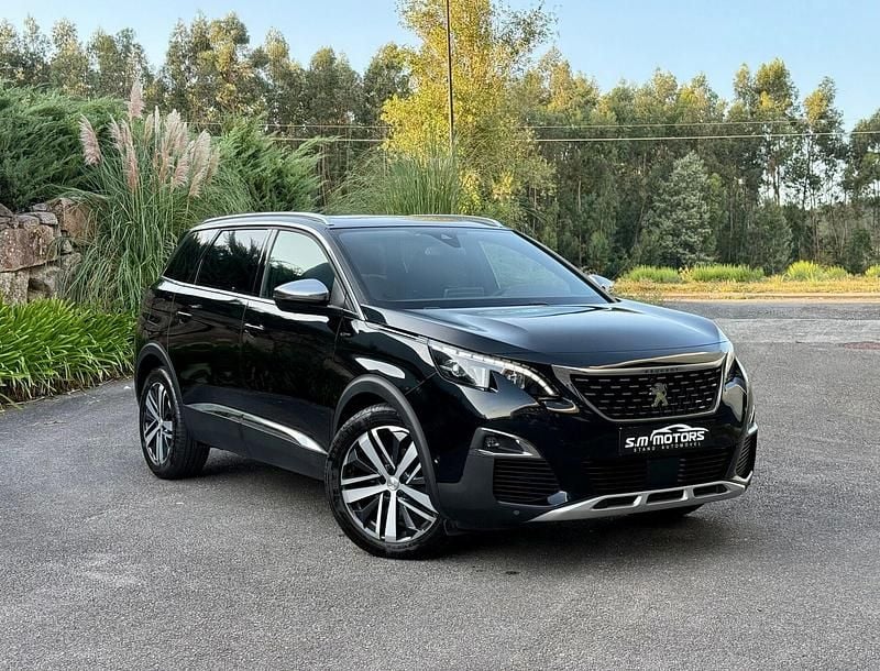 Preto Usado 2017 Peugeot 5008 GT Monovolume | € 24.900 (Preço justo) - Imagem 1/4