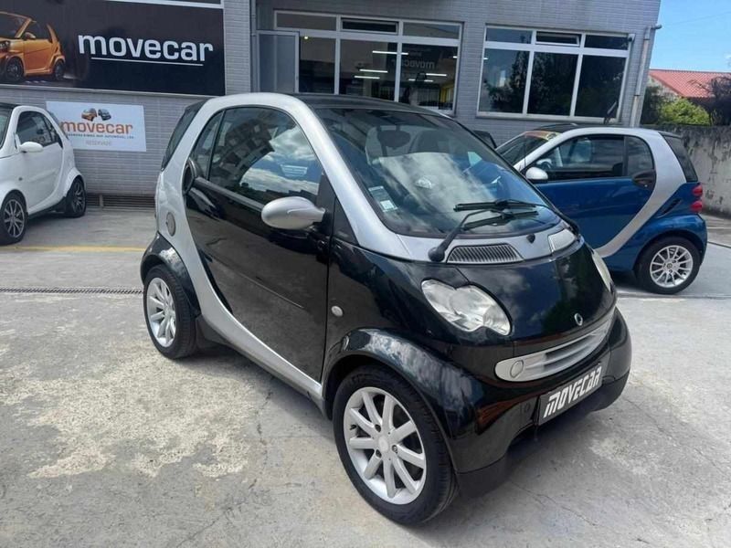 Preto Usado 2004 Smart ForTwo Coupé Coupé | € 4.150 - Imagem 1/4