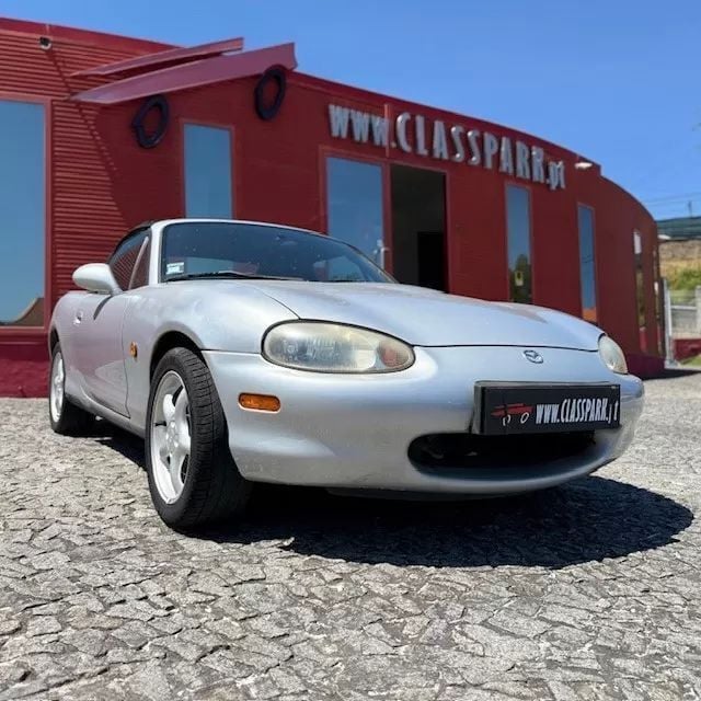 Usado Mazda MX5 110 HP (80 kW) 2000 Cinza Cabrios