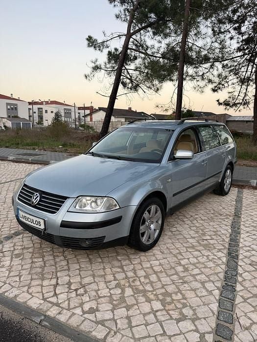 Usado 2003 VW Passat Sedan | € 3.300 (Preço justo) - Imagem 1/4