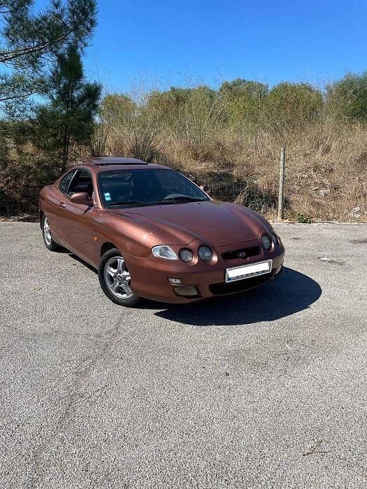 Usado 1998 Hyundai Coupé Coupé | € 2.999 - Imagem 1/4