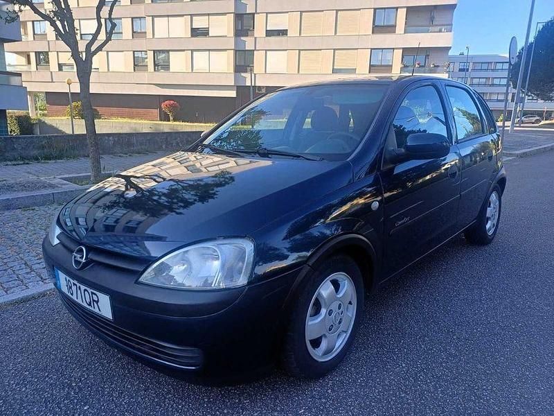 Usado 2000 Opel Corsa Sedan | € 1.999 - Imagem 1/4