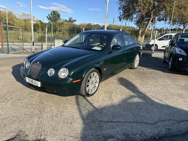 Verde Usado 2004 Jaguar S-Type S Sedan | € 11.000 - Imagem 1/4