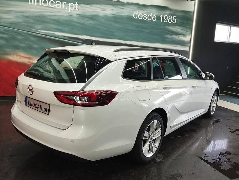 Usado Opel Insignia Business Edition 110 HP (80 kW) 2019 Branco Carrinha