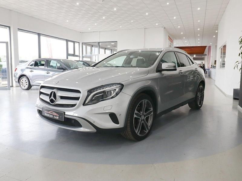 Usado Mercedes GLA180 Urban 109 HP (80 kW) 2016 Cinza SUV