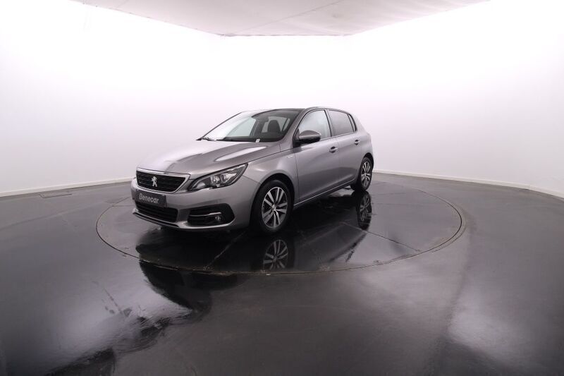 Cinzento Usado 2021 Peugeot 308 | € 19.950 (Preço justo) - Imagem 1/4