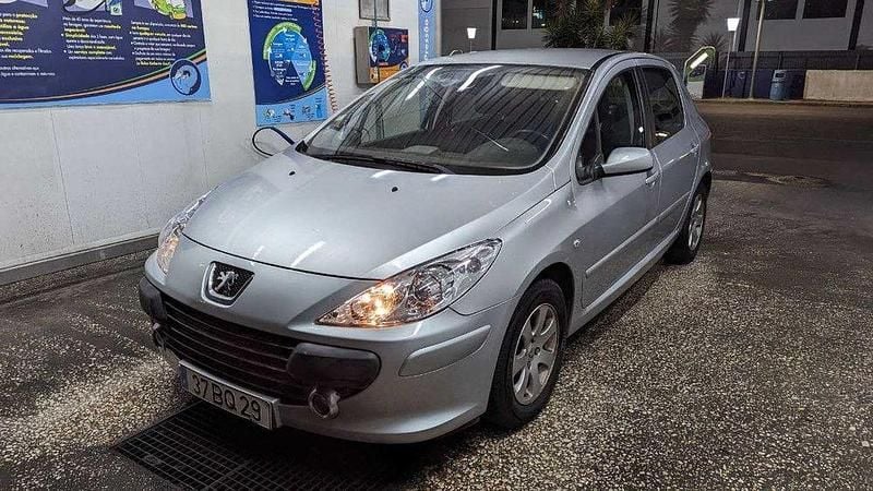 Usado 2006 Peugeot 307 Sedan | € 4.500 - Imagem 1/4