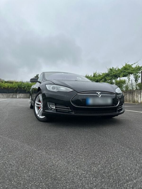Usado Tesla Model S 311 kW (423 HP) 2014 Preto Citadino